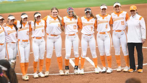 Tn softball - Feb 8, 2022 · Softball February 08, 2022. KNOXVILLE, Tenn. — Single-game tickets for the 2022 Tennessee softball season are officially on sale. Fans can purchase tickets by visiting AllVols.com or by calling the Tennessee Athletics tickets office at (865) 656-1200 or 1 (800) 332-VOLS. Bleacher seating and a limited number of chairback seats are available ... 